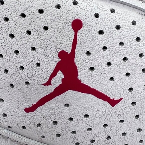 Air Jordan 23 B'Loyal Sneakers Shoes Boys Mens 4.5Y White Red 2019 Non Marking - Picture 6 of 15